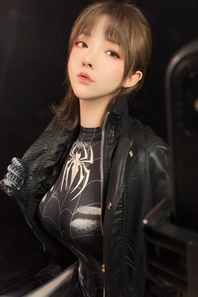 一小央泽:一拳可以打死三个臭弟弟