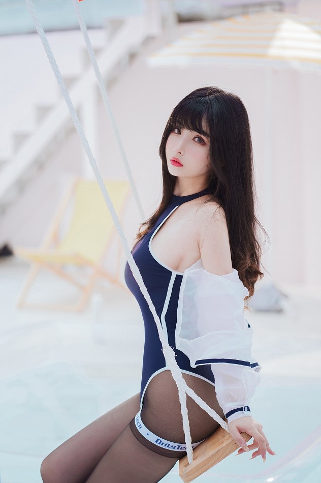 rioko凉凉子 - 更新3套写真作品集