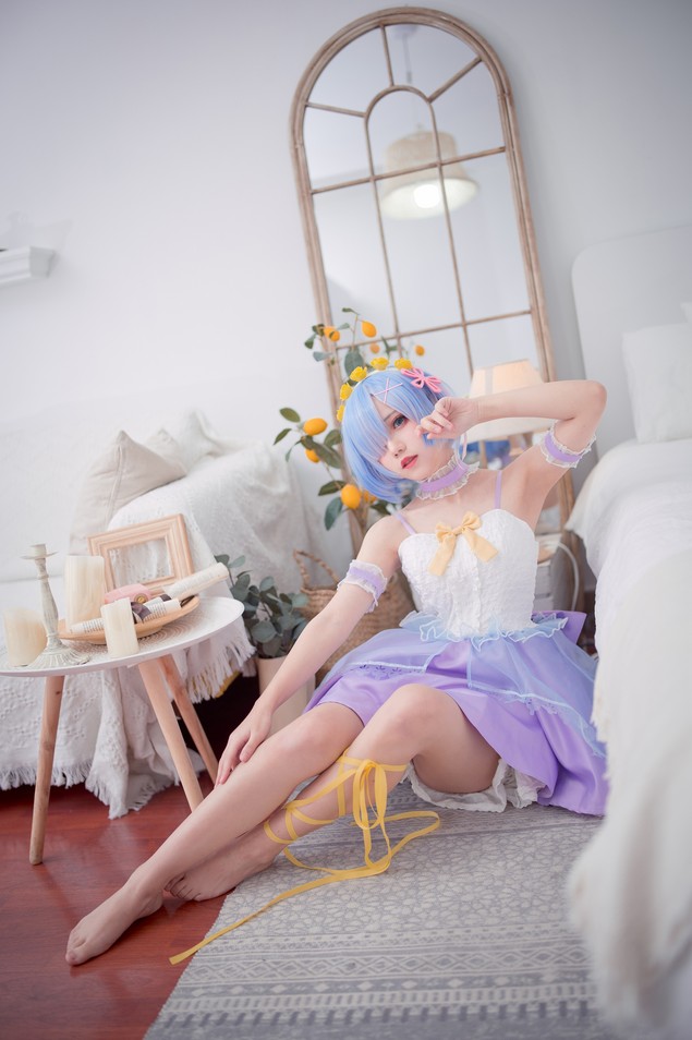 花柒Hana:一个甜美的佛系少女