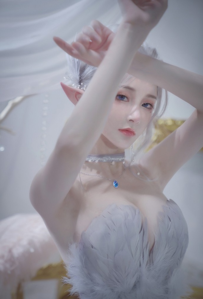 在下萝莉控ii:Cos写真作品合集
