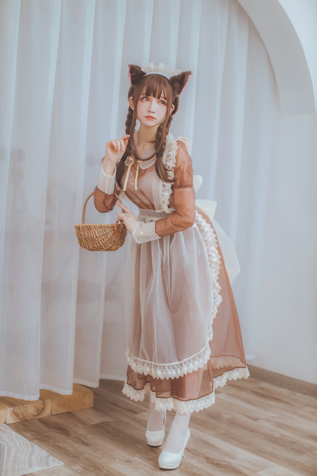 Coser衣衣 - 透明女仆 [31P-263MB]