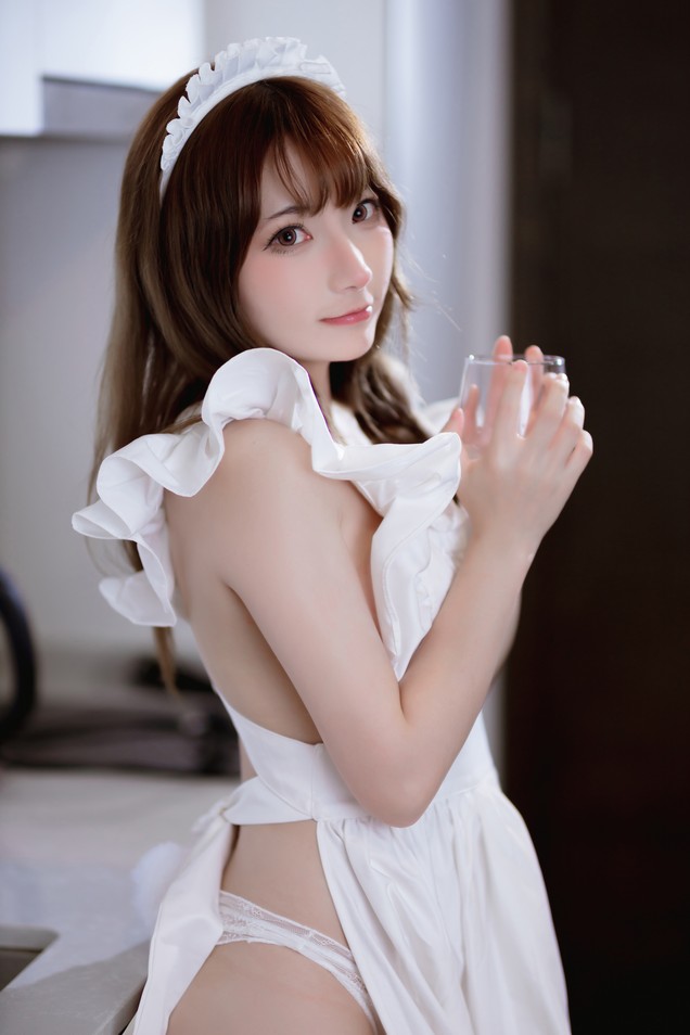 是三不是世w - 围裙 [62P-747MB]