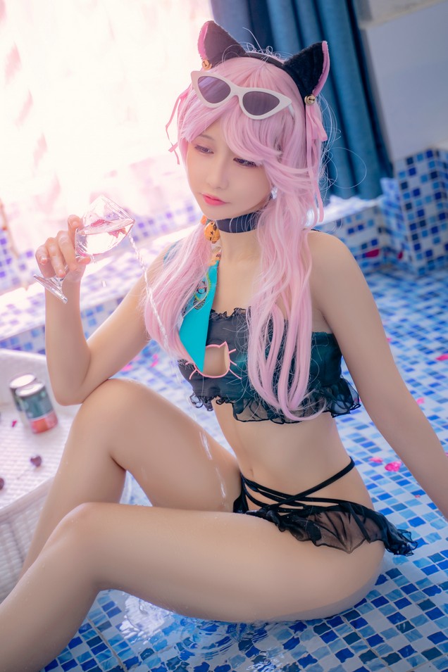可可老师 - 夏日双子 [42P-350MB]