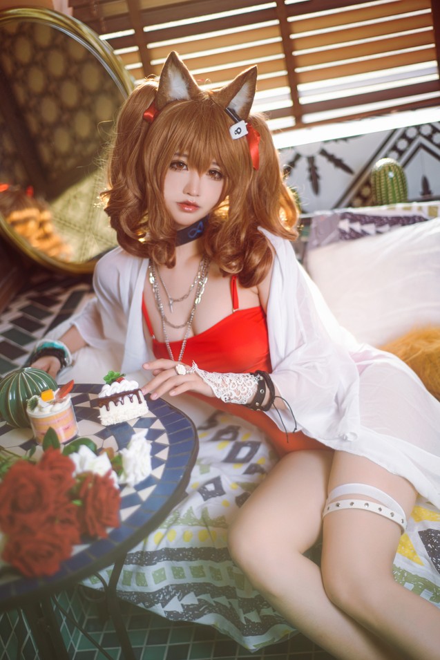 工藤新伍 - 明日方舟 安洁莉娜 夏卉泳装 [24P-382MB]