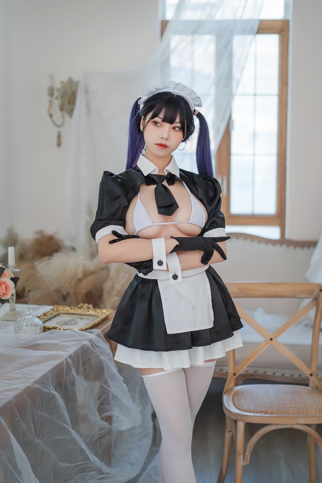 蜜汁猫裘 - 工作女仆 [50P3V-1.37GB]