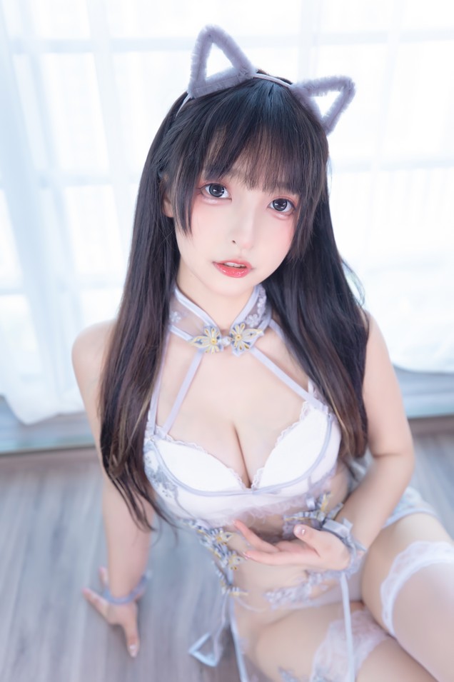 神楽坂真冬 - 羞涩喵喵 [75P-157MB]
