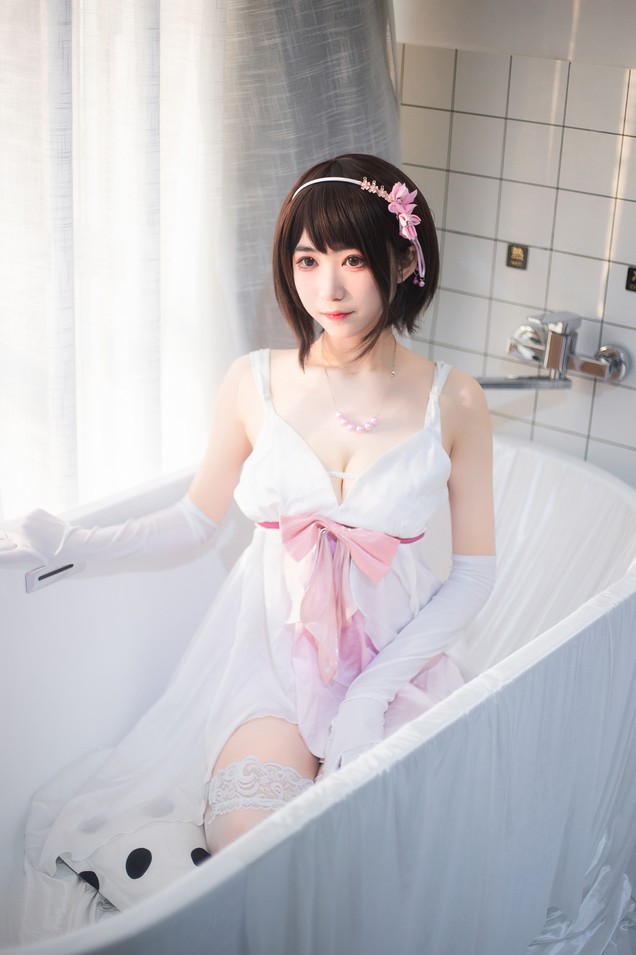 宮本桜 - 加藤惠浴室 [25P-255MB]