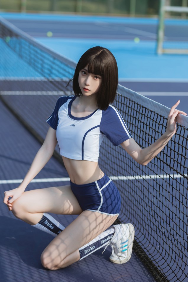许岚LAN - 夏日运动服+修女创作 2 套