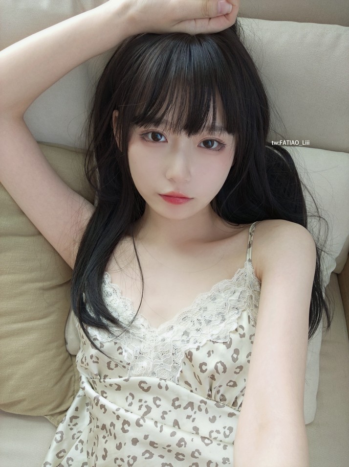 迷之呆梨 - パジャマのお姉さん [100P4V-0.99GB]