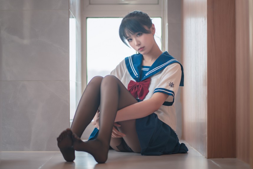 轩萧学姐 - 七月竞泳 [106P3V-369MB]
