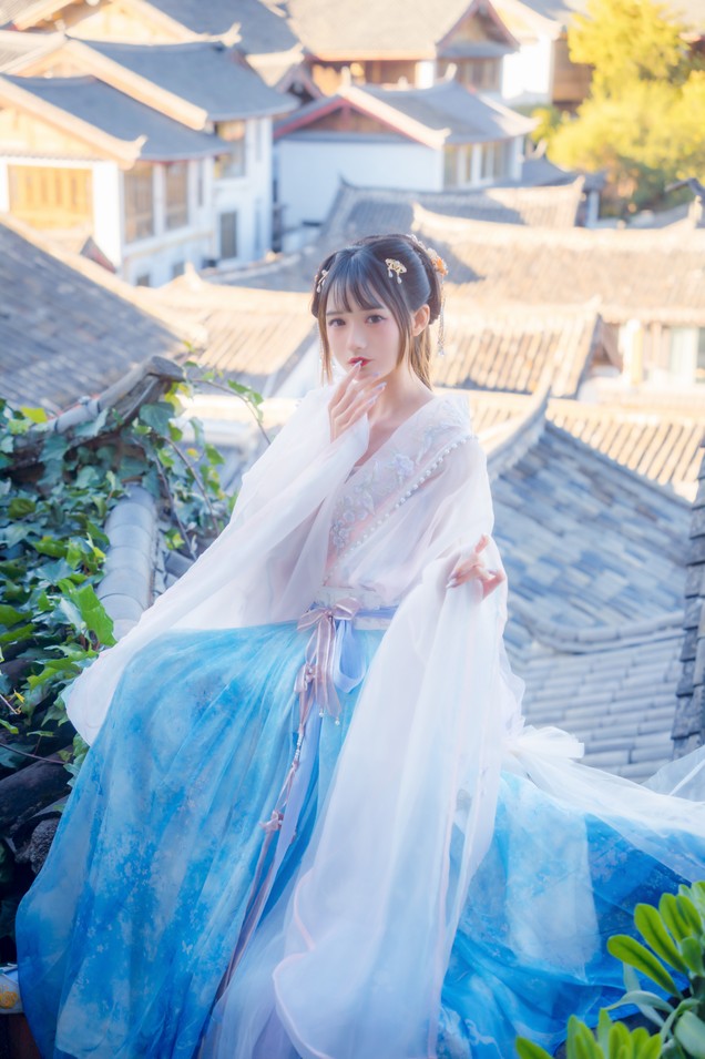 兔子Zzz不吃胡萝卜:为外表而活的女生 不吃东西