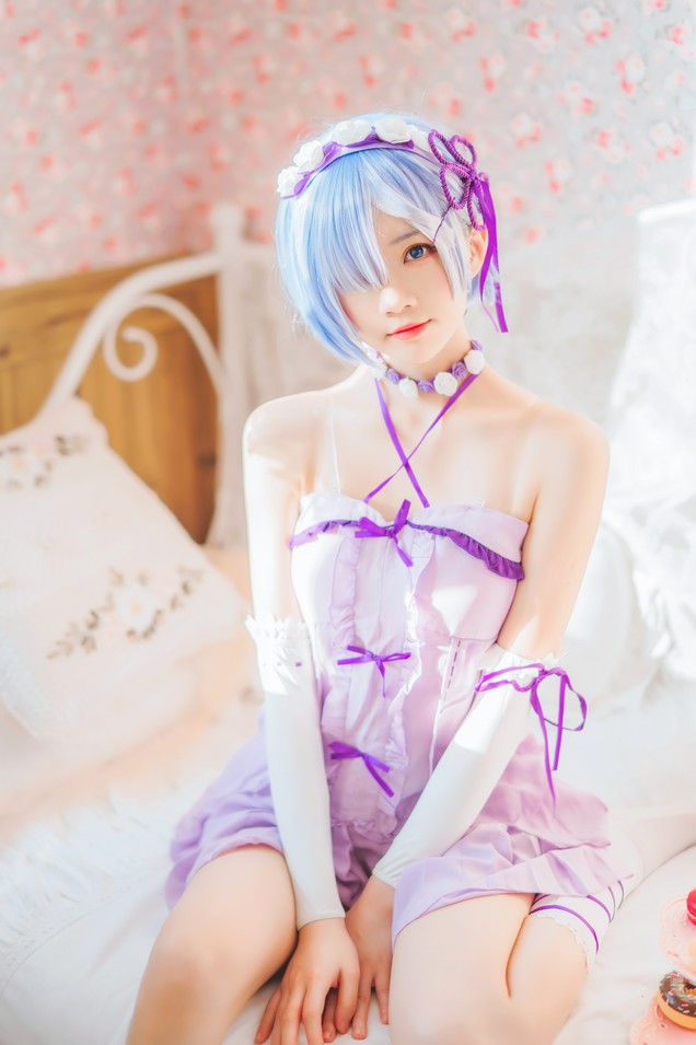 桜桃喵 - 蕾姆小睡裙 [24P-410MB]