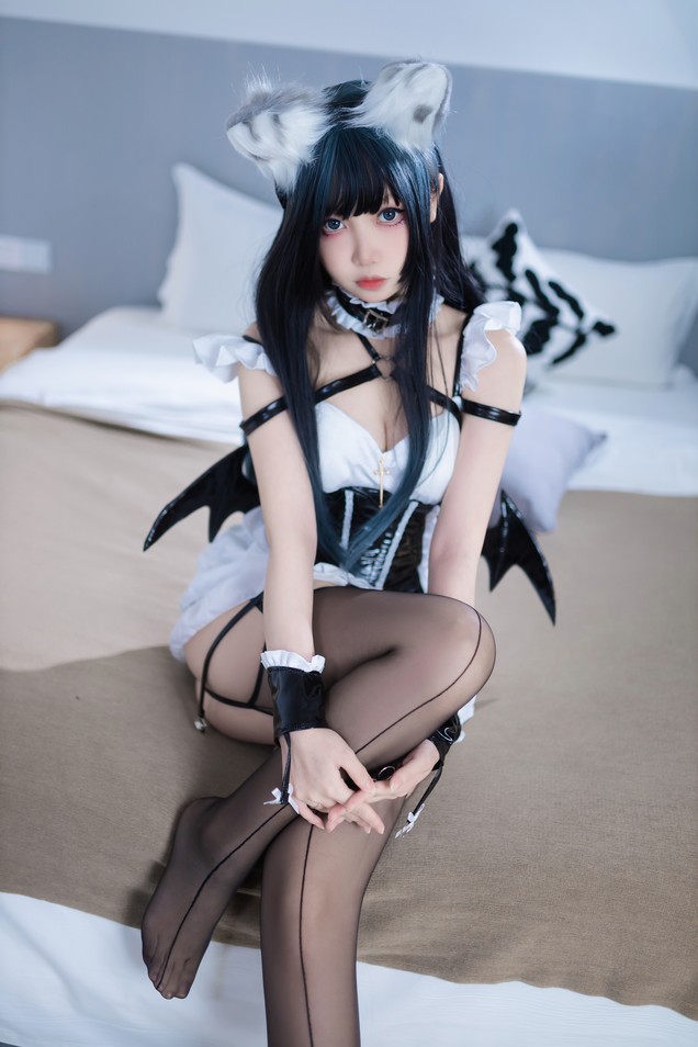 洛桑w伊梓 - 猫耳小恶魔 [42P3V-384MB]