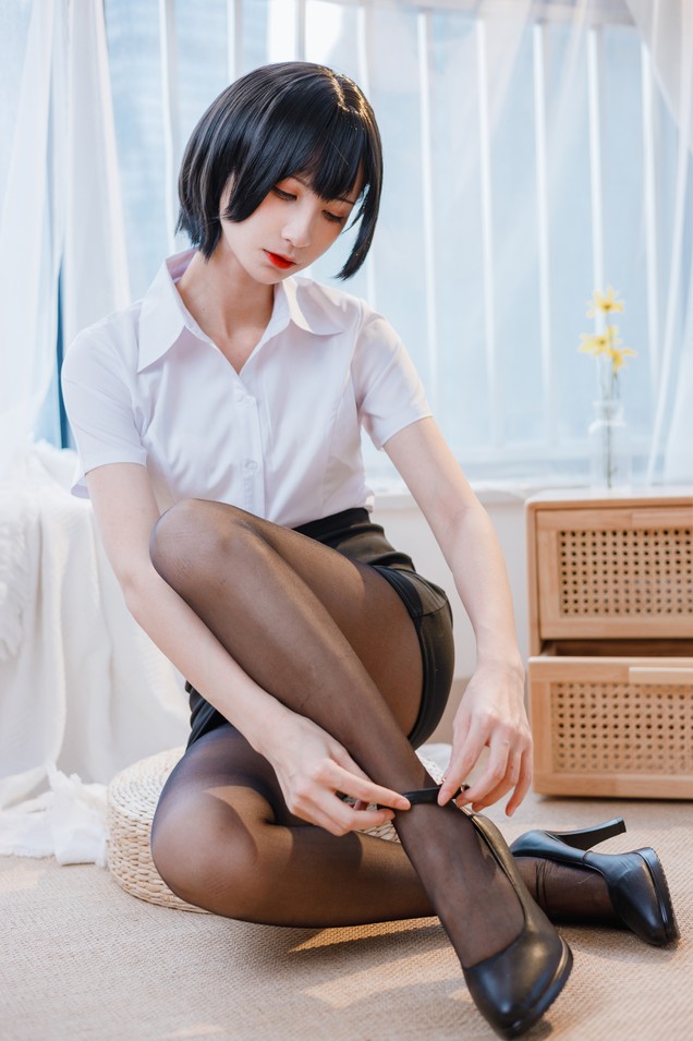 贝儿酱Miki - OL装 [31P-289MB]