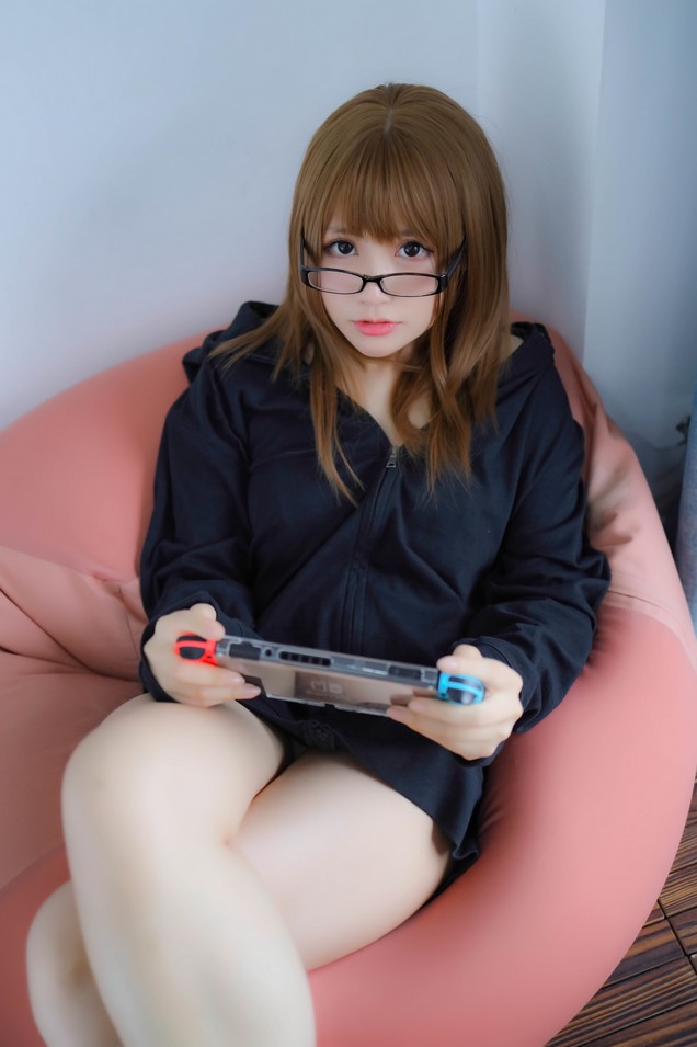 Nyako喵子 - 9月电子版16-少女の秘密部屋 [162P3V-899MB]