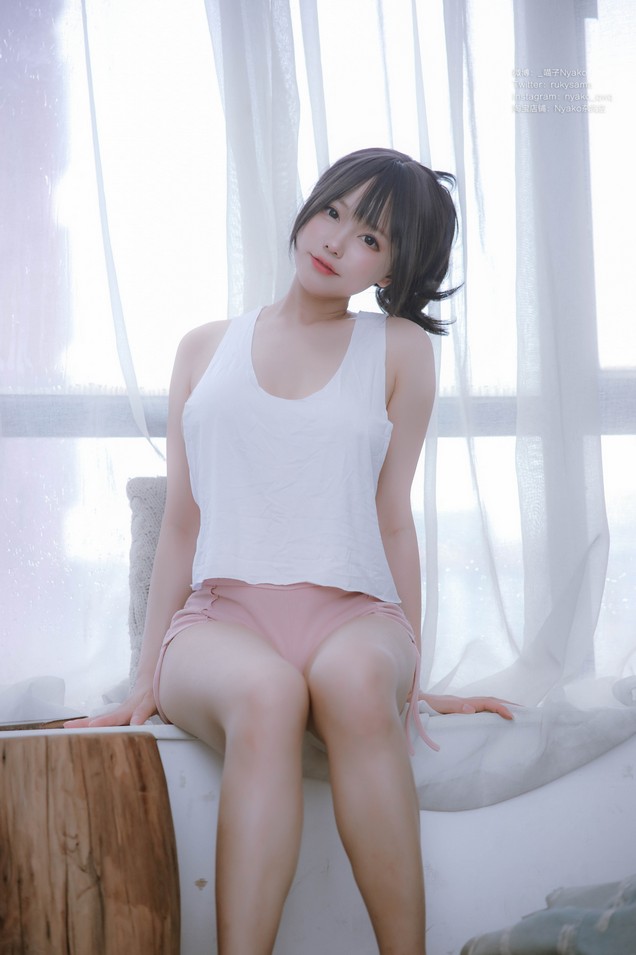Nyako喵子 - 隣のやばいお姉さん 背心 [78P1V-732MB]