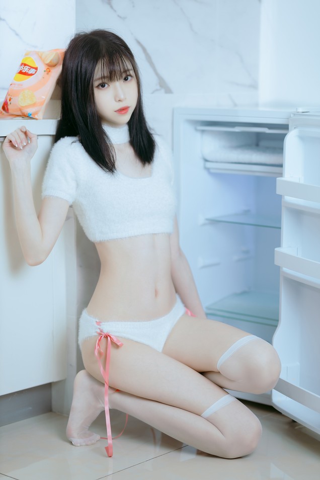 许岚LAN - 纯欲毛衣 [40P-458MB]