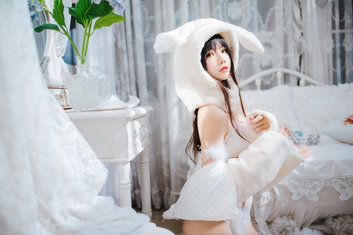 桜桃喵 - 小白兔 [97P-1.38GB]