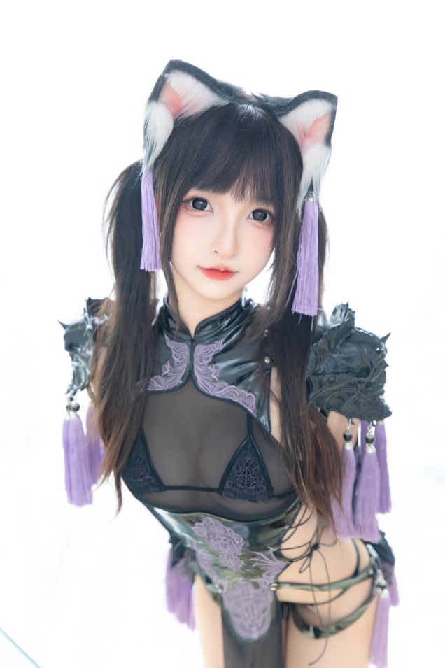 神楽坂真冬 - 旗袍猫女 [75P2V-223MB]