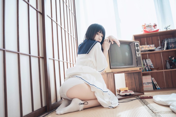 桜桃喵 - 盛夏制服 [39P-510MB]