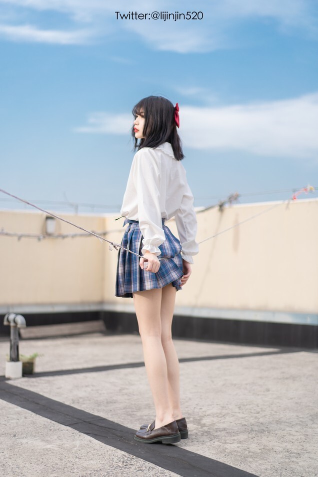 梨瑾瑾 - 户外JK [35P-318MB]
