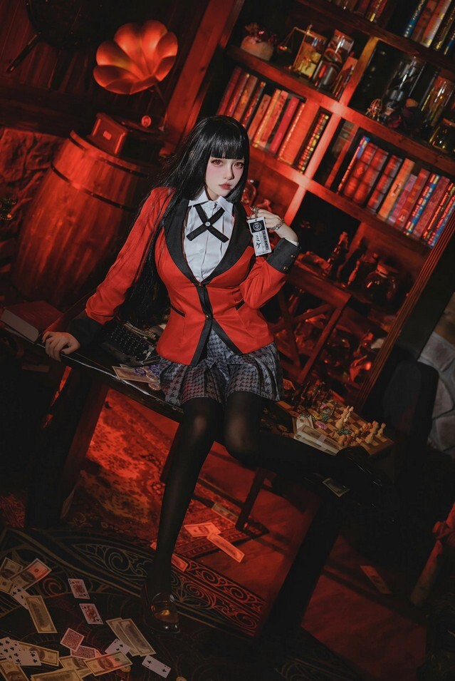 凛子酱 - 蛇喰梦子 [9P-51MB]
