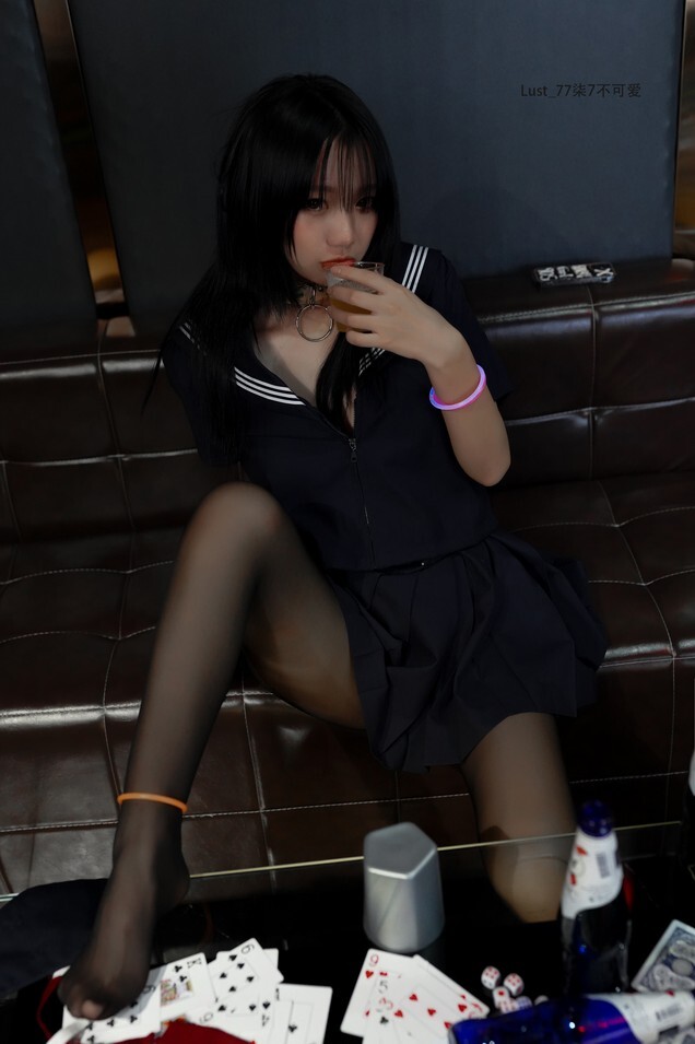柒柒要乖额 - JK少女 [182P-2.51GB]