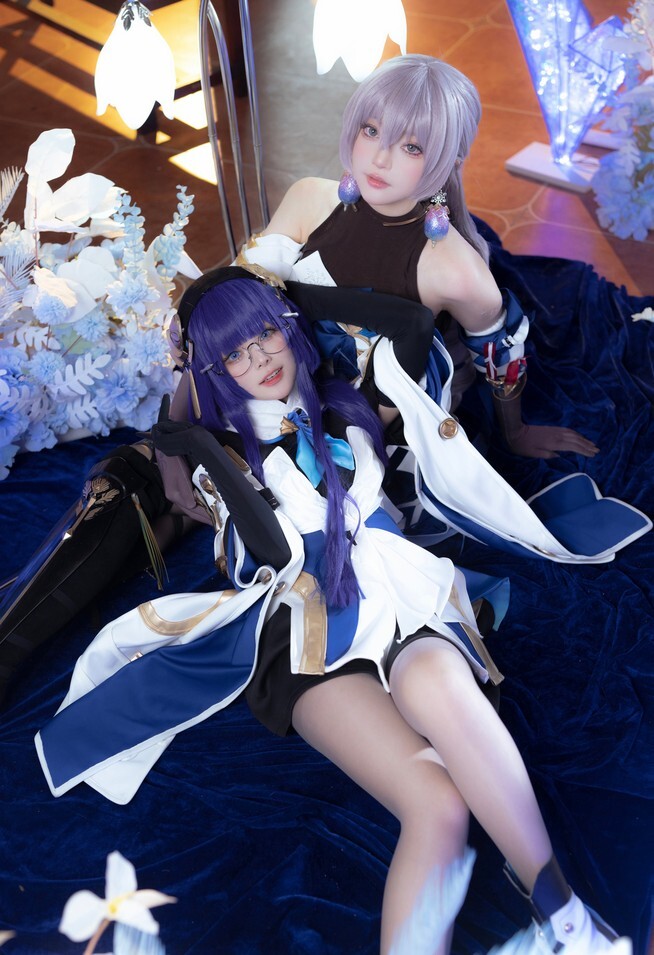 w百合欧皇子w - 佩拉 [15P-136MB]
