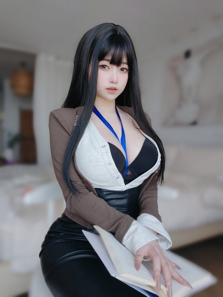 女主K - 上司的秘密 [109P1V-452MB]
