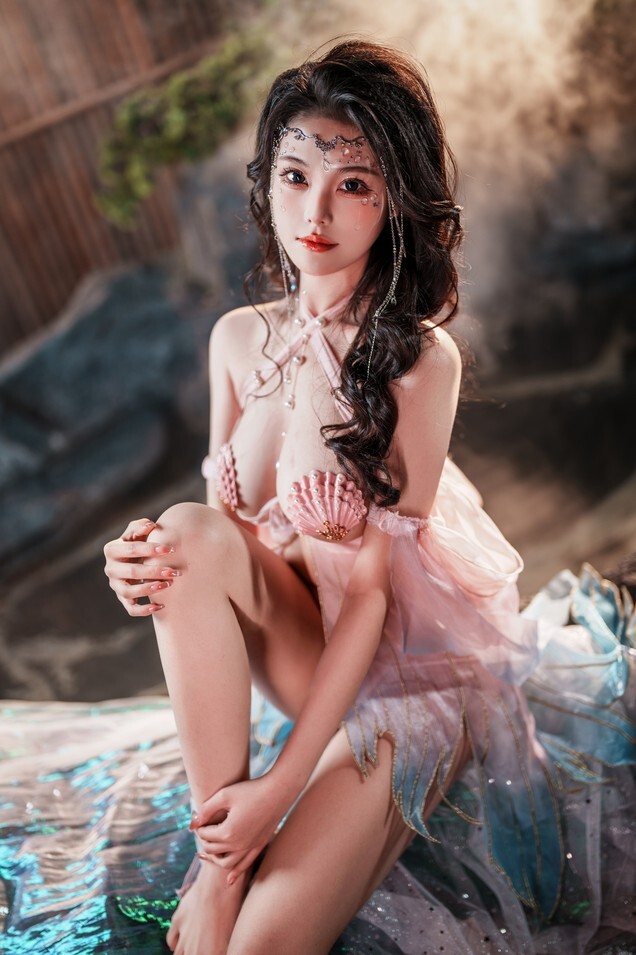 蜜汁猫裘 - 美人鱼 [63P1V-2.33GB]