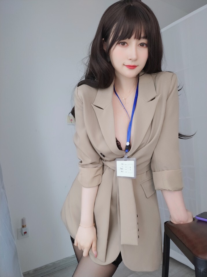 白银81 - Fantia 22.10月&11月会员合集