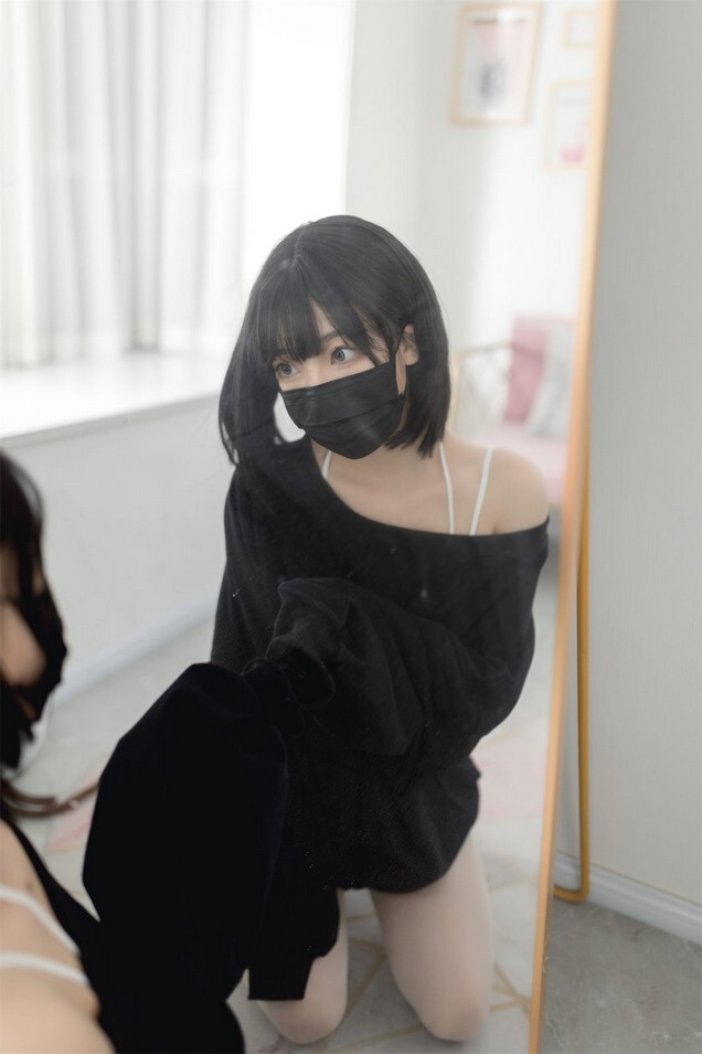 杏仁曲奇 - 升玖吉他姐姐 [45P-145MB]