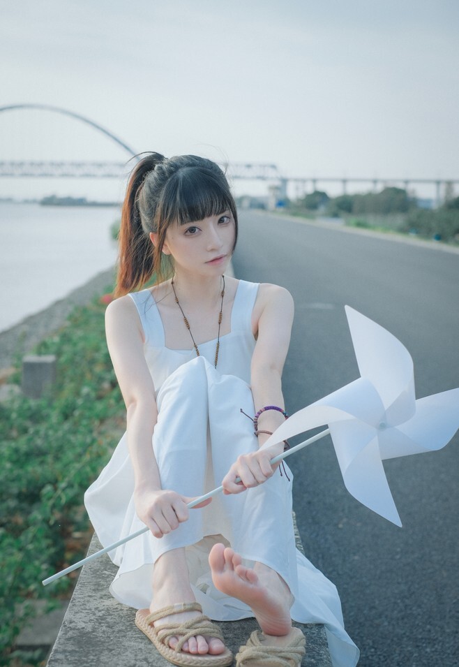 绮太郎_Kitaro - 少女感 & 音律联觉 自拍 2 套