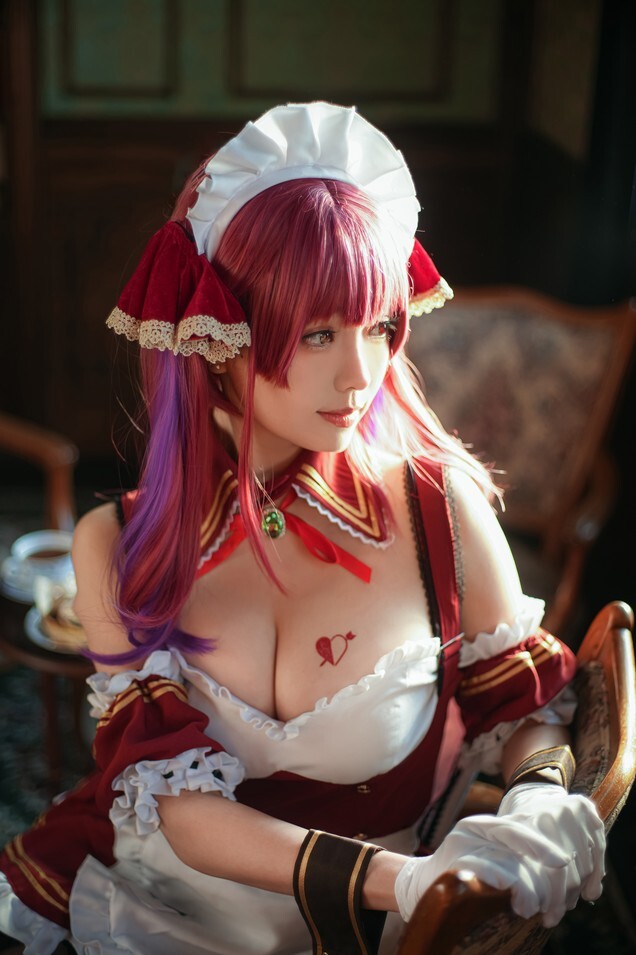 ElyEE子 -  Hoshou Marine Maid [29P-100MB]