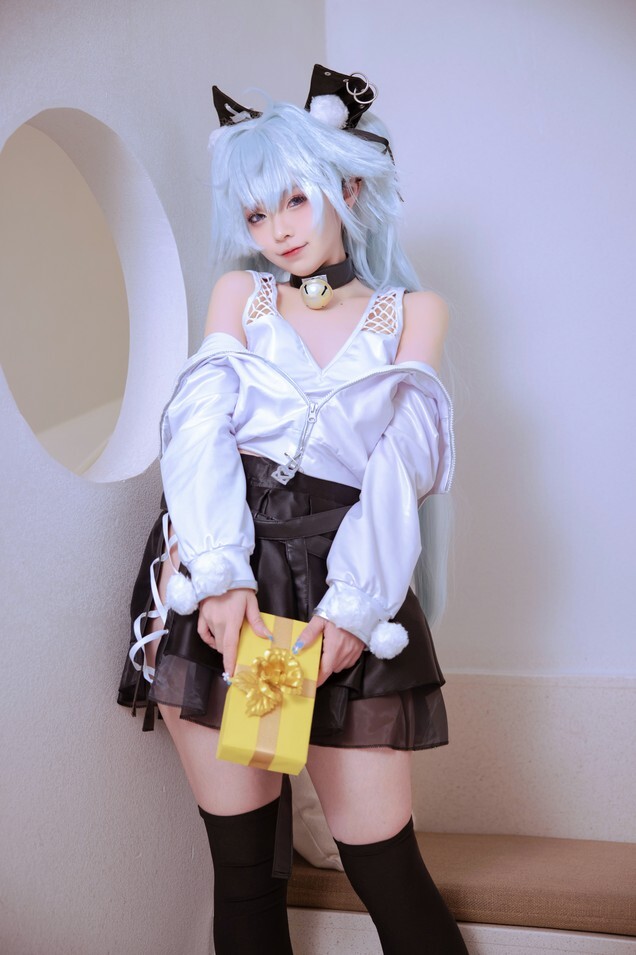 G44不会受伤 - 芙洛伦 白情 & 开箱 2 套