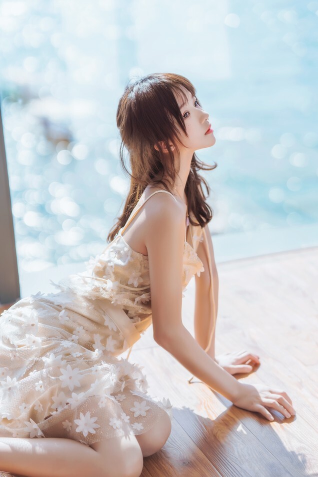 桜桃喵 -  粼光 [25P-190MB]