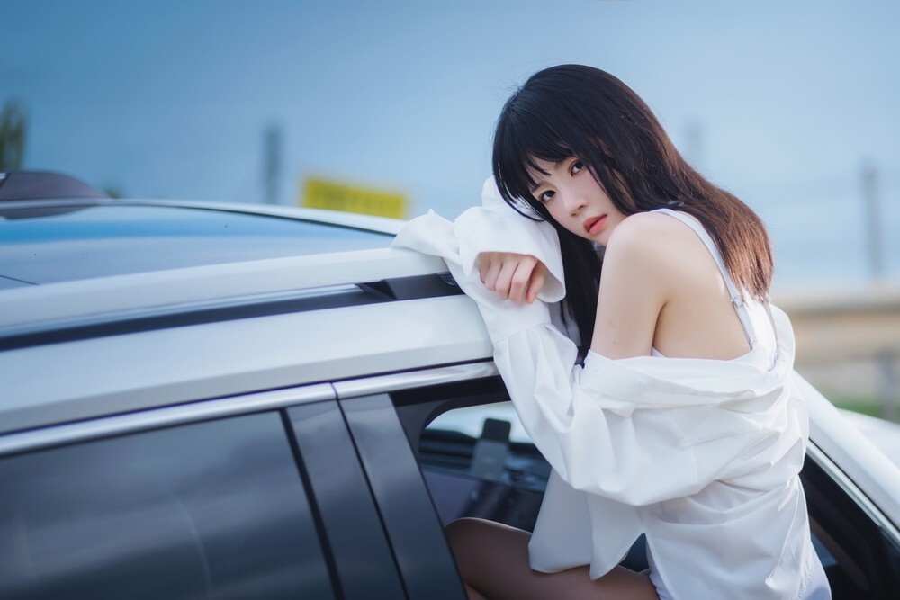 桜桃喵 - 车车[15P-158MB]
