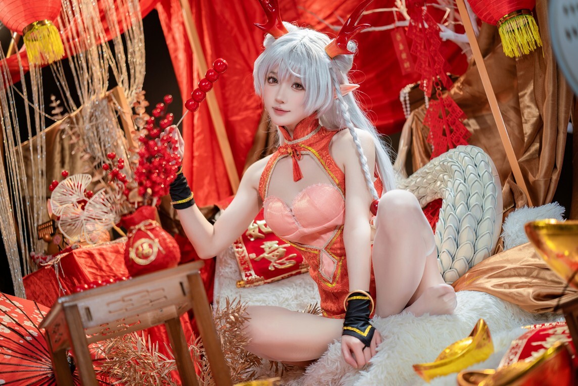 阿包也是兔娘 - 新春贺图 龙妹 [45P1V-1.25GB]