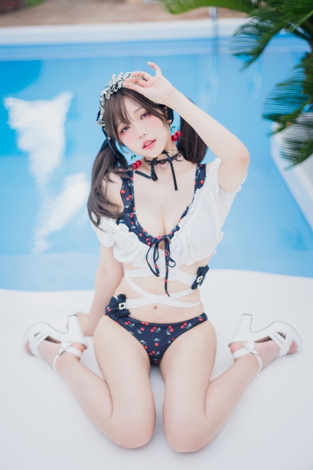 ElyEE子 -【寫真8月訂閱】✦Tier 4✦ Lovely LovEly