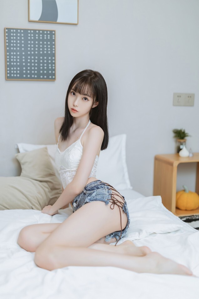 许岚LAN – 纯欲吊带 [40P-209MB]