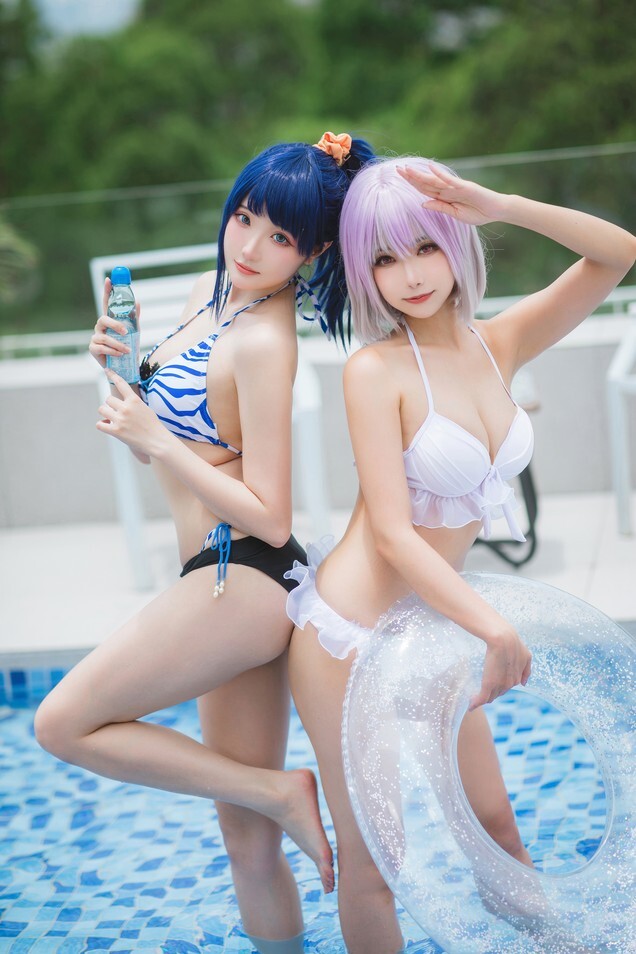 Momoko葵葵&amp;瓜希酱 - SSSS.GRIDMAN 宝多六花&amp;新条茜 泳装 [85P-472MB]