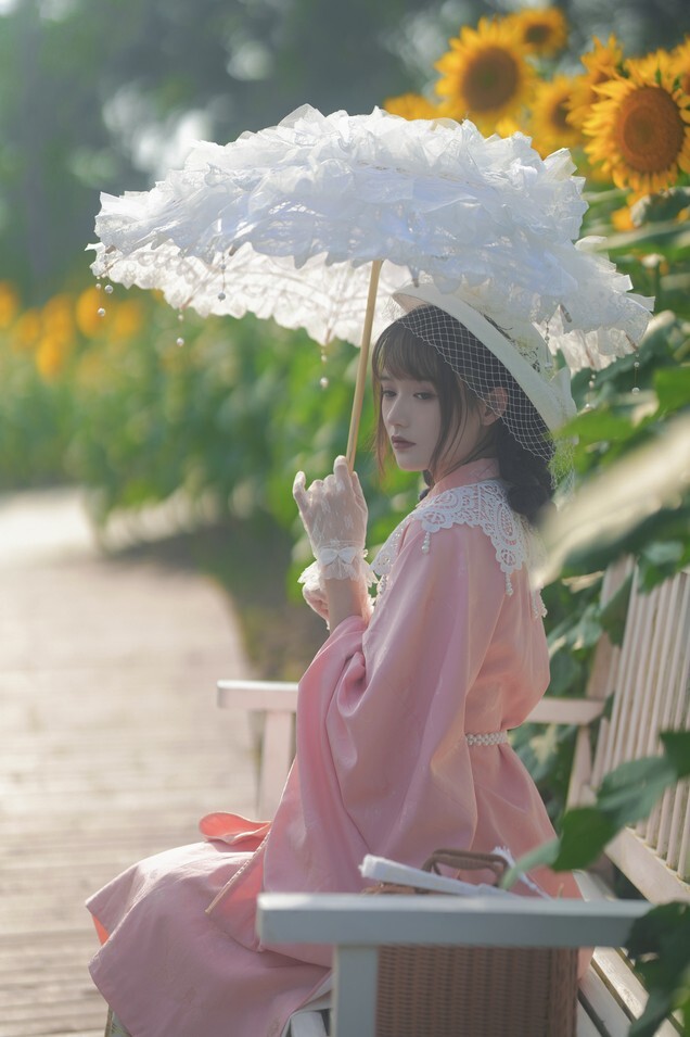 兔子Zzz不吃胡萝卜 - 向日葵的回忆 [22P-288MB]