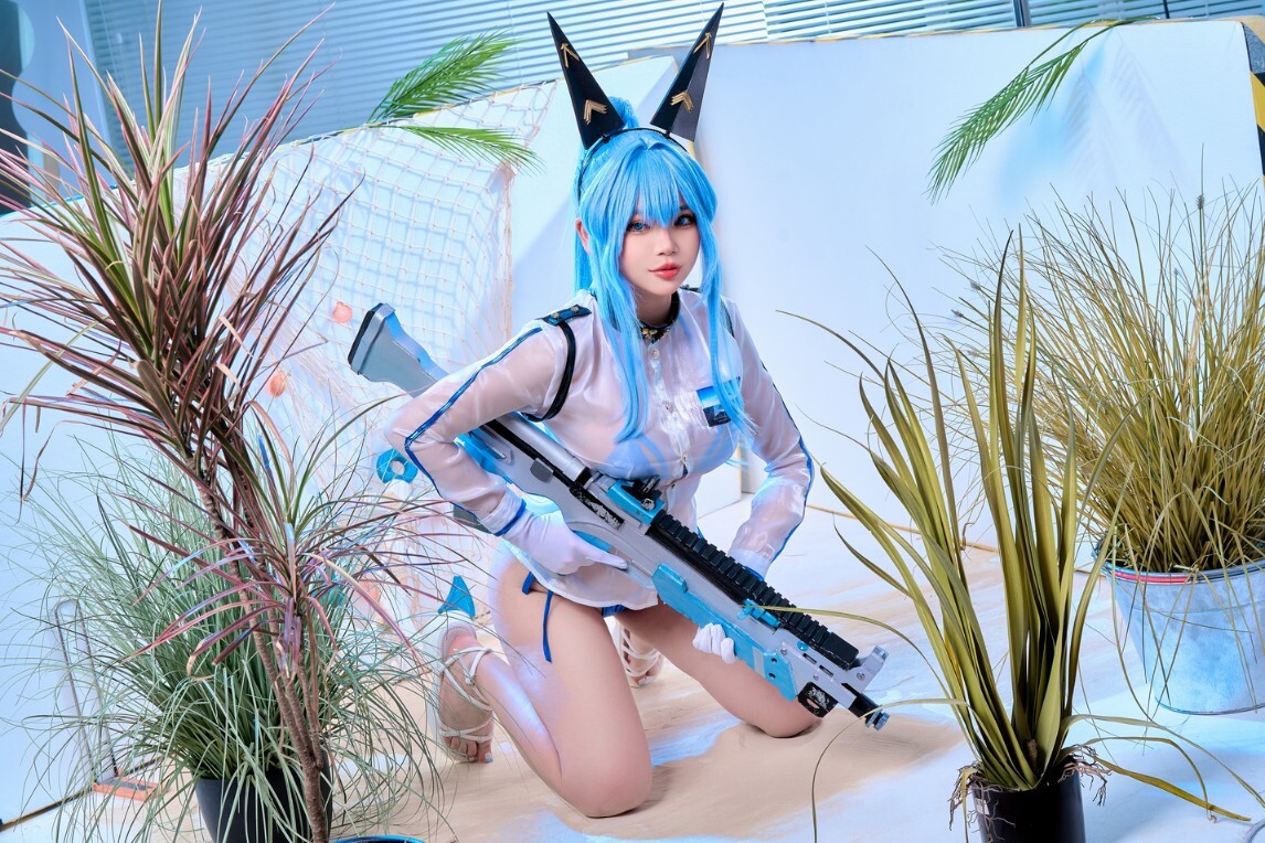 ZinieQ -  Helm x Anis [60P-597MB]