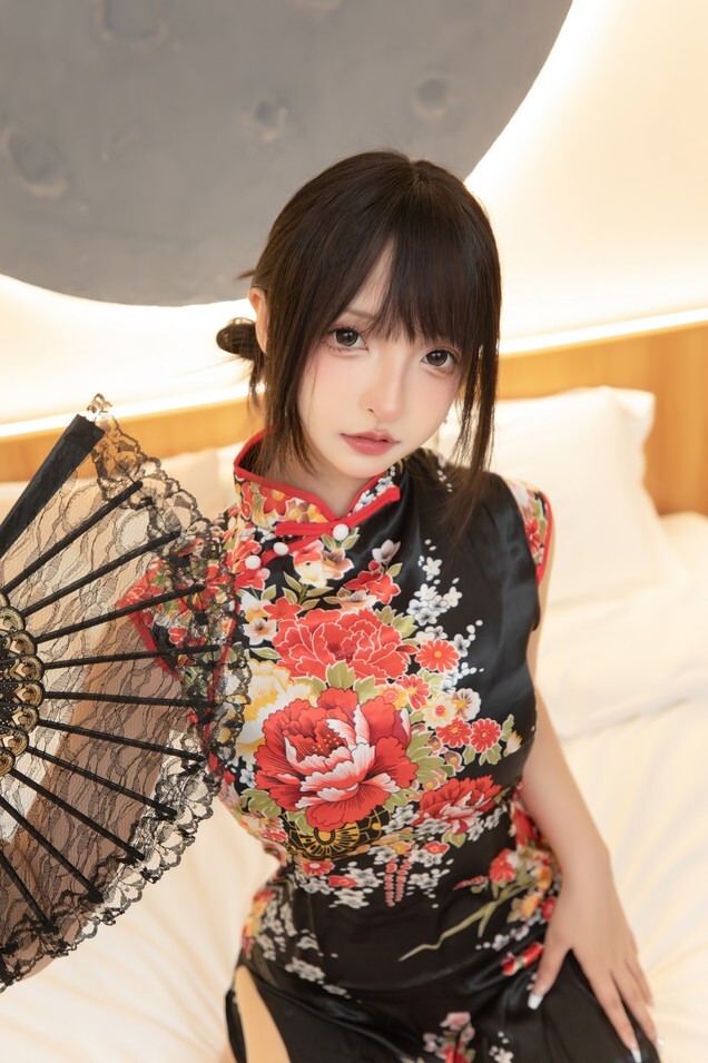 神楽坂真冬 - 古典旗袍 [75P2V-251MB]
