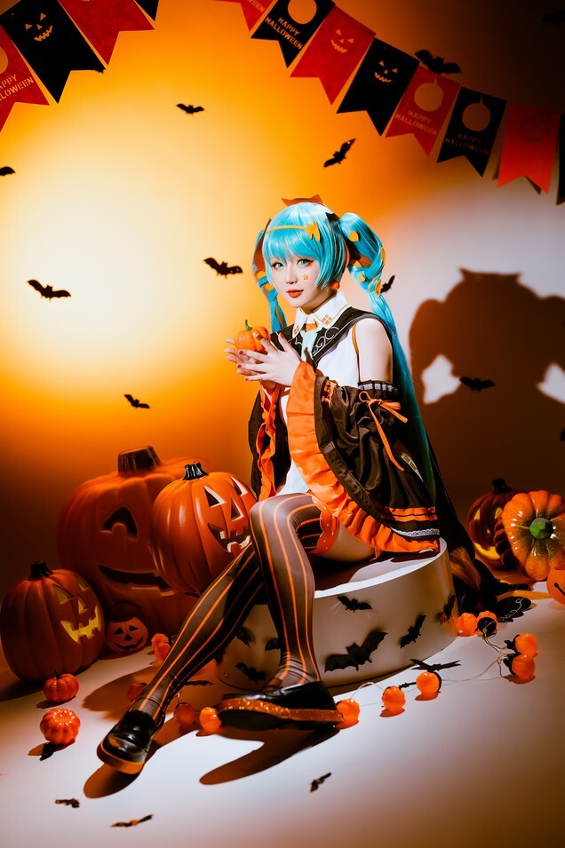 星之迟迟 - 10月计划赠品 万圣节MIKU [53P-306MB]