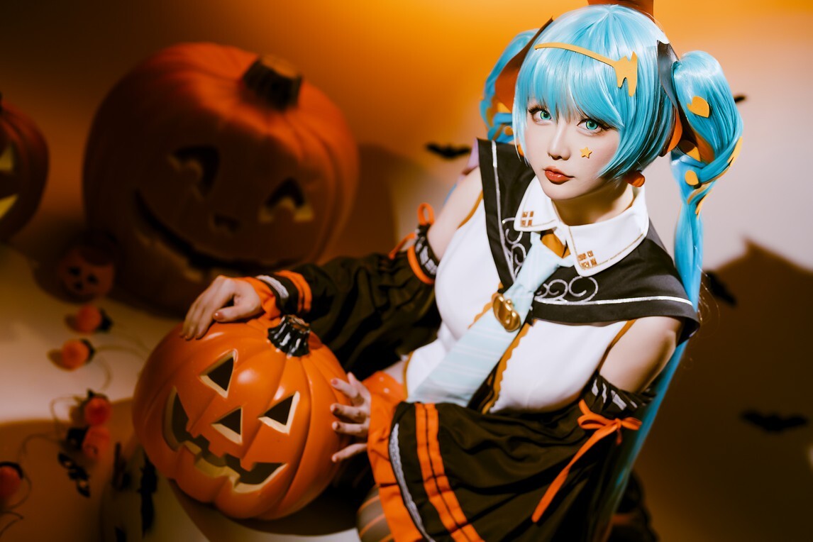 星之迟迟 - 10月计划赠品 万圣节MIKU [53P-306MB]