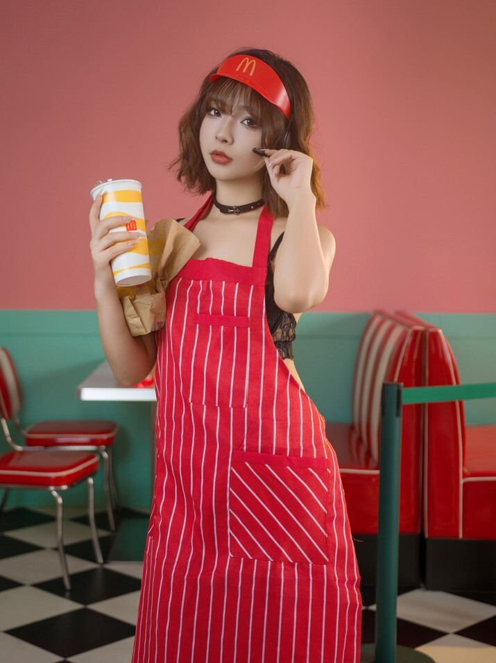 Kokuhui - 麦当劳的女服务员 [149P-1.06GB]