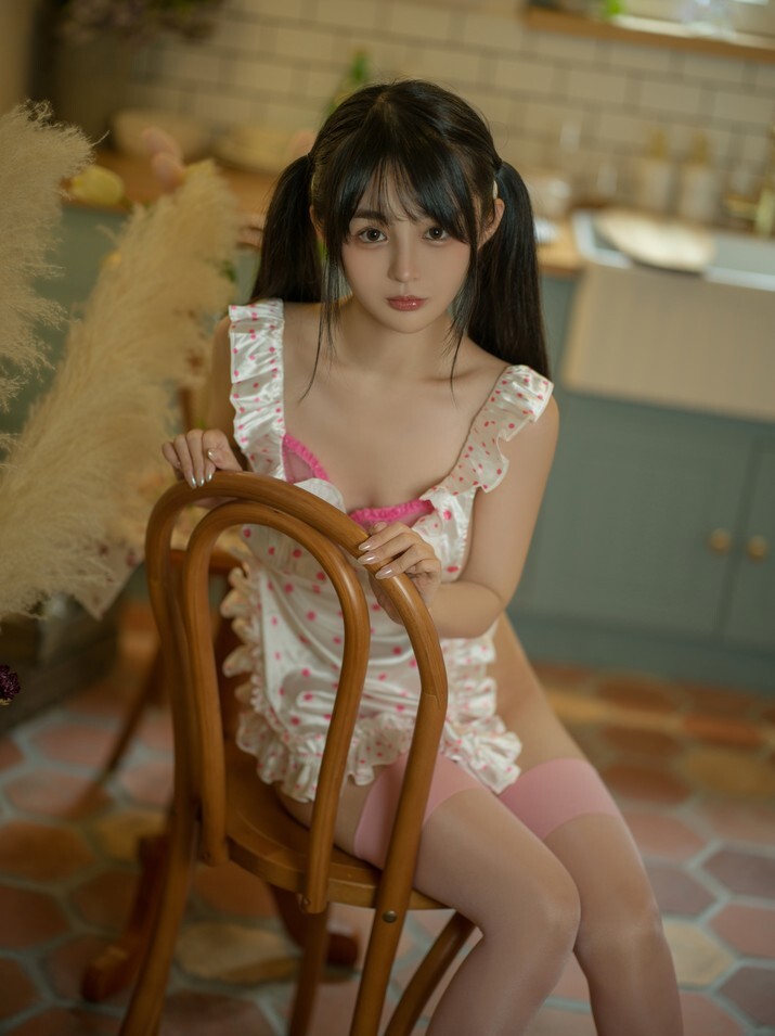桜井宁宁 - 围裙厨房 [85P-710MB]