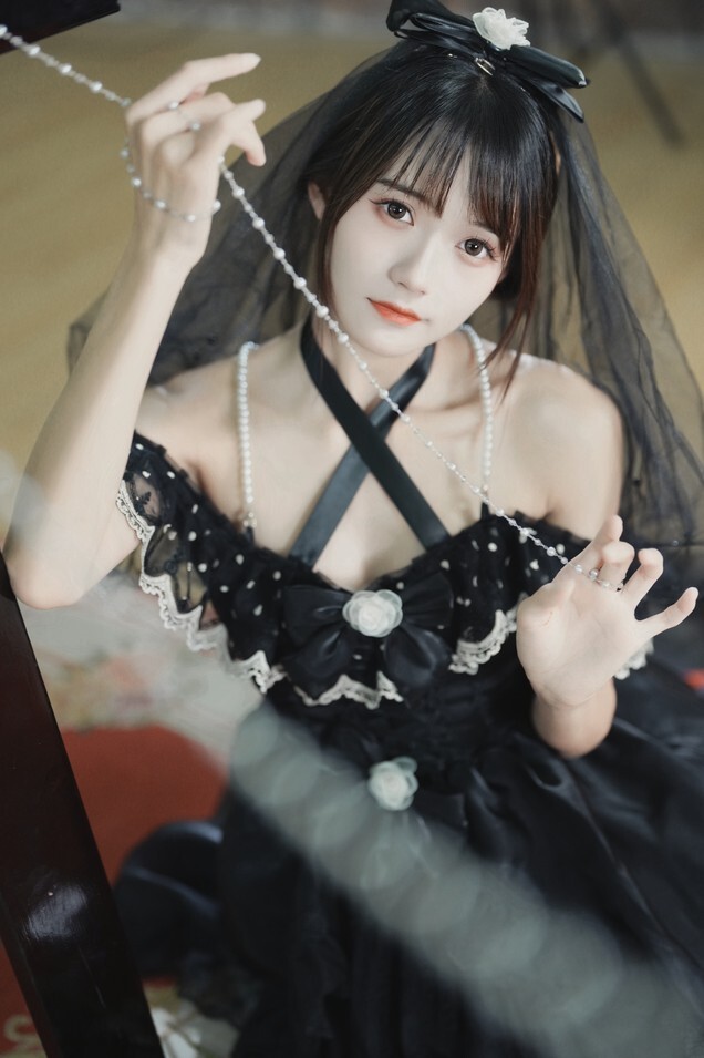 兔子Zzz不吃胡萝卜 - 契约十字 [27P-281MB]