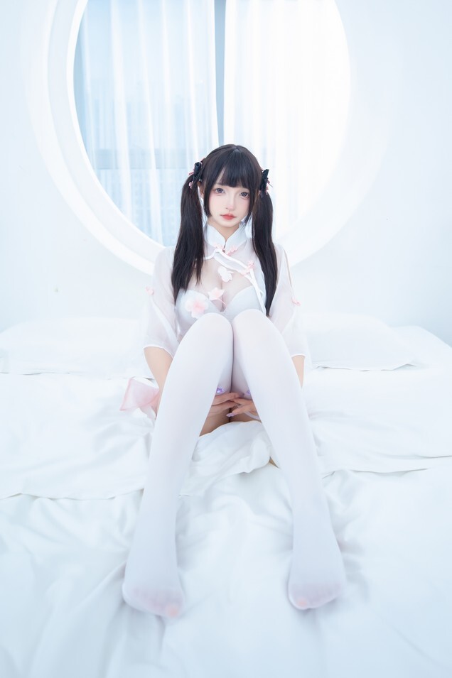 神楽坂真冬 - 蜜桃雪糕 [75P2V-420MB]